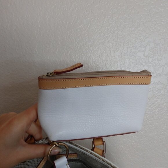 Dooney and Bourke Dillen double pocket peddle leather satchel - Picture 2 of 11